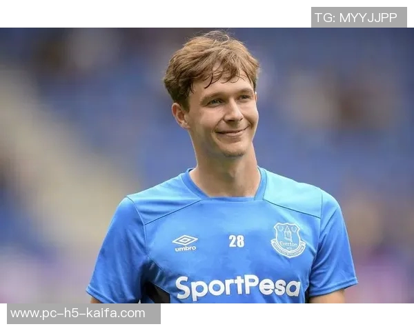 迪林厄姆展望新赛季机会强调表现重要性以争取留队资格