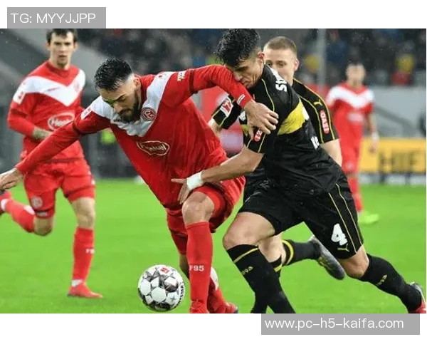 阿贾克斯与荷兰足协联合声明将严查烟花燃放者并实施相应处罚措施